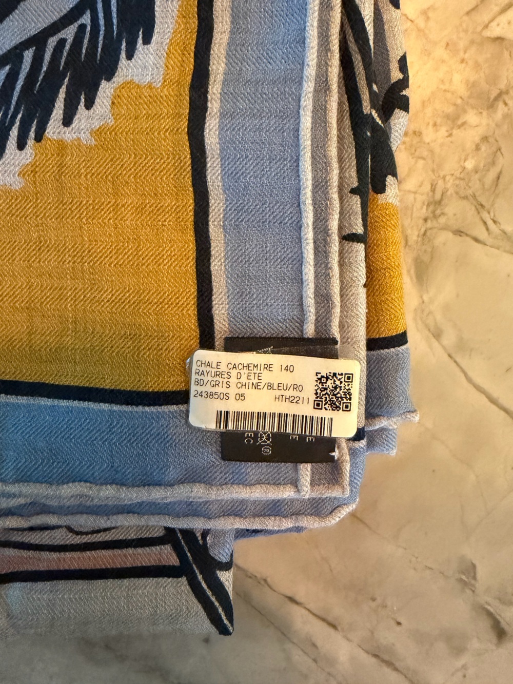 Hermes Cashmere Silk Shawl 140 Rayures d'Ete - Picture 3 of 6